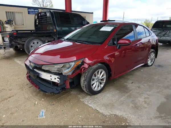 5YFVPMAE9NP366216 2022 TOYOTA COROLLA - Image 2