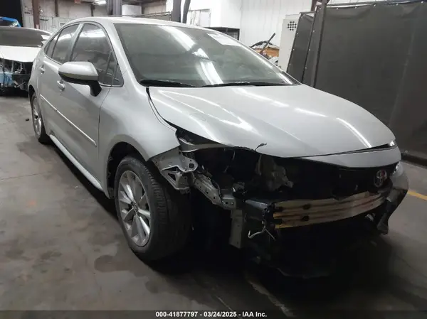 5YFVPMAEXNP301360 2022 TOYOTA COROLLA - Image 1