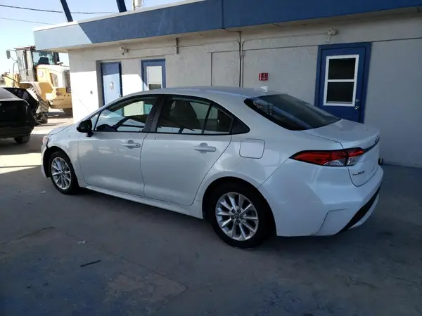 5YFVPMAEXNP305912 2022 TOYOTA COROLLA - Image 2