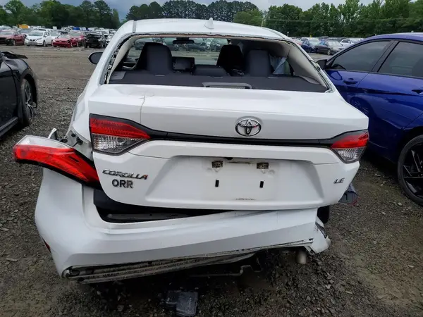 2020 TOYOTA COROLLA auction photo 6