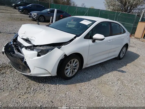 5YFVPRAE5LP094211 2020 TOYOTA COROLLA - Image 2