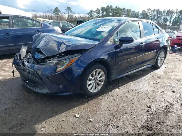 5YFVPRAE8LP113947 2020 TOYOTA COROLLA - Image 2