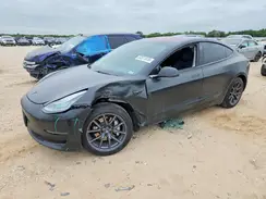 5YJ3E1EA0JF004929 2018 TESLA MODEL 3