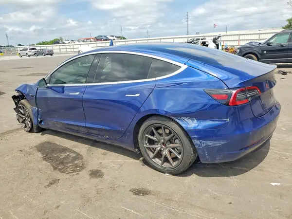 5YJ3E1EA0JF005580 2018 TESLA MODEL 3 - Image 2