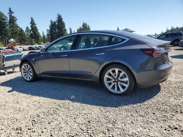 5YJ3E1EA0JF005997 2018 TESLA MODEL 3 - Image 2