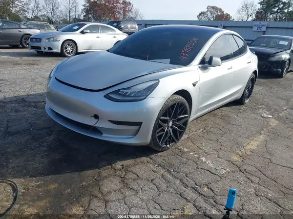 5YJ3E1EA0JF006129 2018 TESLA MODEL 3 - Image 2