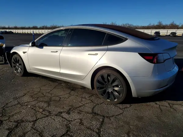 5YJ3E1EA0JF006180 2018 TESLA MODEL 3 - Image 2