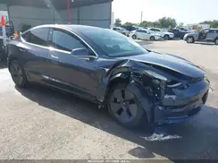 5YJ3E1EA0JF006941 2018 TESLA MODEL 3