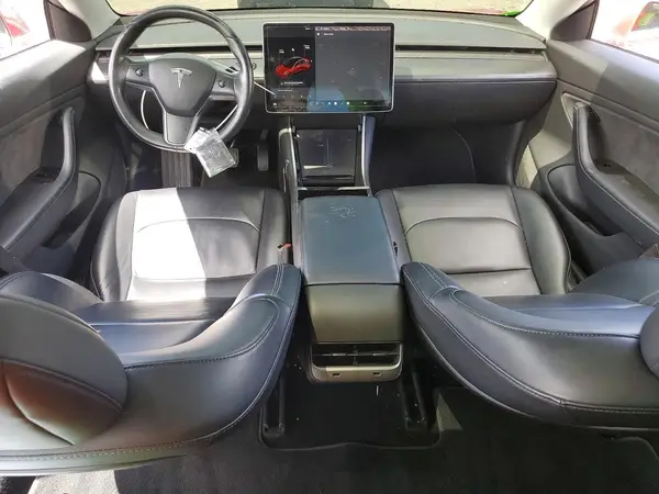5YJ3E1EA0JF008849 2018 TESLA MODEL 3 - Image 8
