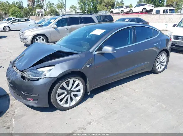 5YJ3E1EA0JF009418 2018 TESLA MODEL 3 - Image 2