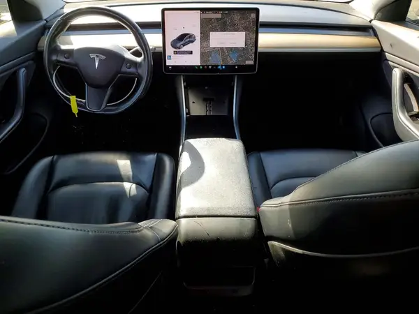 5YJ3E1EA0JF010892 2018 TESLA MODEL 3 - Image 8