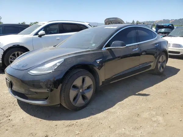 5YJ3E1EA0JF011458 2018 TESLA MODEL 3 - Image 1