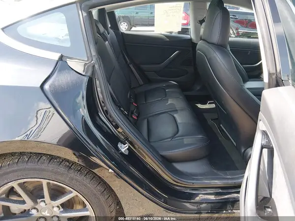 5YJ3E1EA0JF012559 2018 TESLA MODEL 3 - Image 8