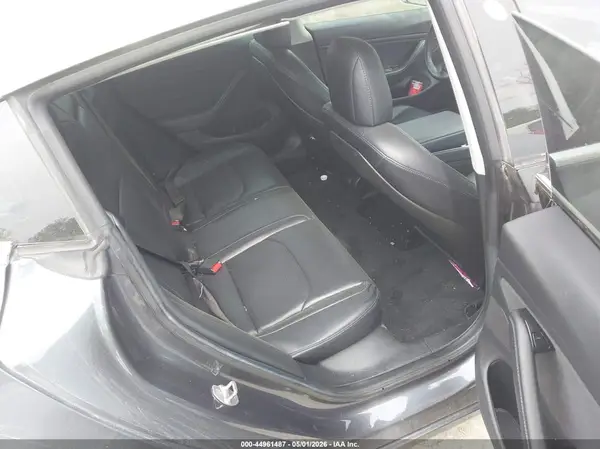 5YJ3E1EA0JF015073 2018 TESLA MODEL 3 - Image 8