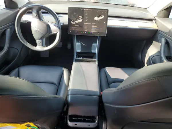 5YJ3E1EA0JF015820 2018 TESLA MODEL 3 - Image 8