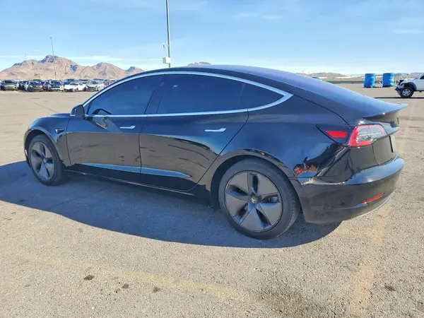 5YJ3E1EA0JF016160 2018 TESLA MODEL 3 - Image 2