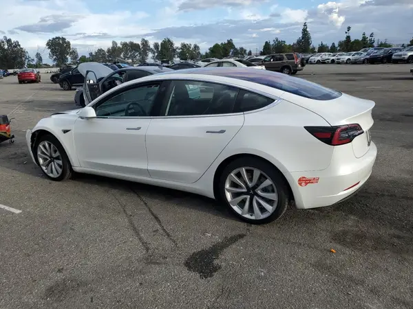 5YJ3E1EA0JF018426 2018 TESLA MODEL 3 - Image 2