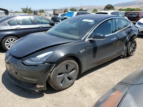 5YJ3E1EA0JF018684 2018 TESLA MODEL 3 - Image 1