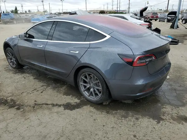 5YJ3E1EA0JF019091 2018 TESLA MODEL 3 - Image 2