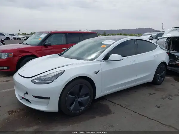 5YJ3E1EA0JF023321 2018 TESLA MODEL 3 - Image 2