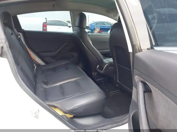 5YJ3E1EA0JF023321 2018 TESLA MODEL 3 - Image 8