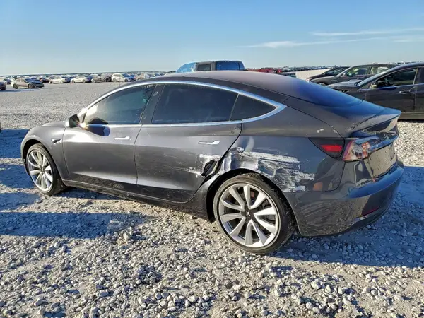 5YJ3E1EA0JF023772 2018 TESLA MODEL 3 - Image 2