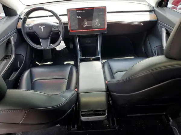 5YJ3E1EA0JF024470 2018 TESLA MODEL 3 - Image 8