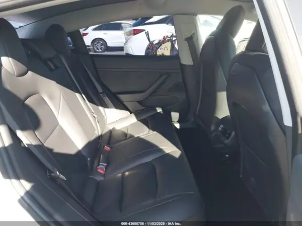 5YJ3E1EA0JF025117 2018 TESLA MODEL 3 - Image 8