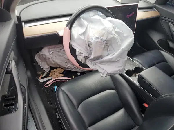 5YJ3E1EA0JF026820 2018 TESLA MODEL 3 - Image 8