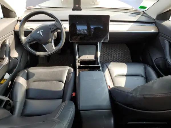 5YJ3E1EA0JF030883 2018 TESLA MODEL 3 - Image 8