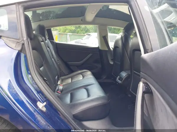 5YJ3E1EA0JF031189 2018 TESLA MODEL 3 - Image 8