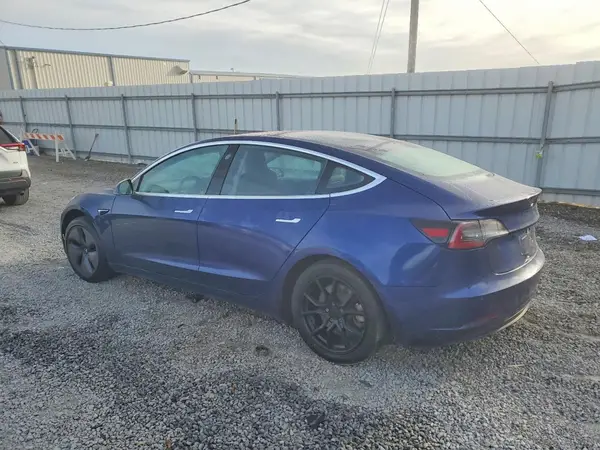 5YJ3E1EA0JF032553 2018 TESLA MODEL 3 - Image 2