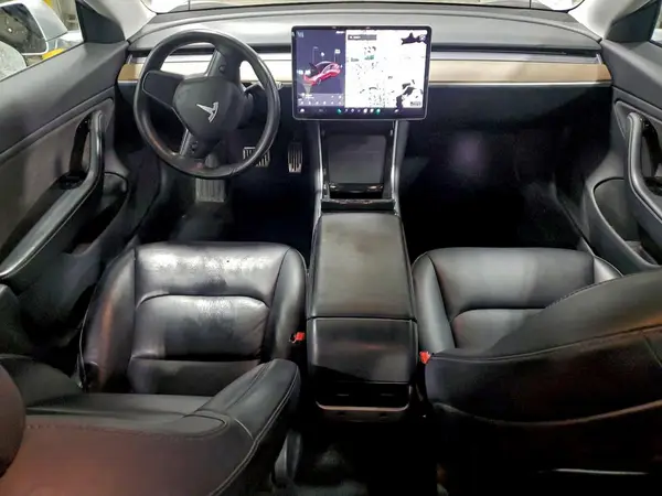 5YJ3E1EA0JF034769 2018 TESLA MODEL 3 - Image 8