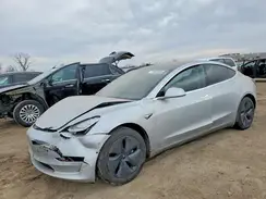 5YJ3E1EA0JF034822 2018 TESLA MODEL 3