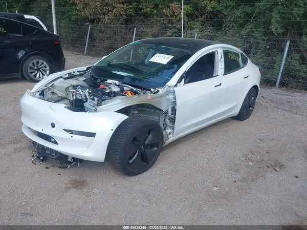 5YJ3E1EA0JF035324 2018 TESLA MODEL 3 - Image 2