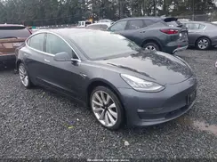 5YJ3E1EA0JF036795 2018 TESLA MODEL 3