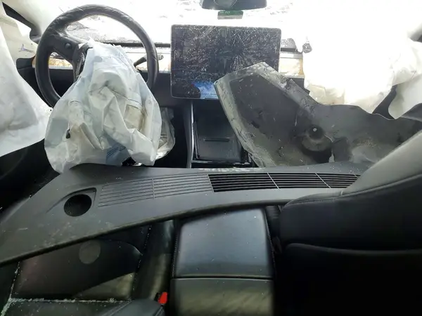 5YJ3E1EA0JF037476 2018 TESLA MODEL 3 - Image 8