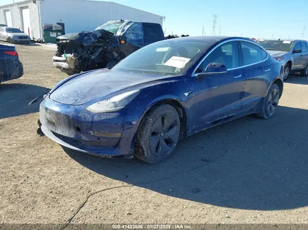 5YJ3E1EA0JF037736 2018 TESLA MODEL 3 - Image 2