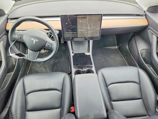 5YJ3E1EA0JF039132 2018 TESLA MODEL 3 - Image 8