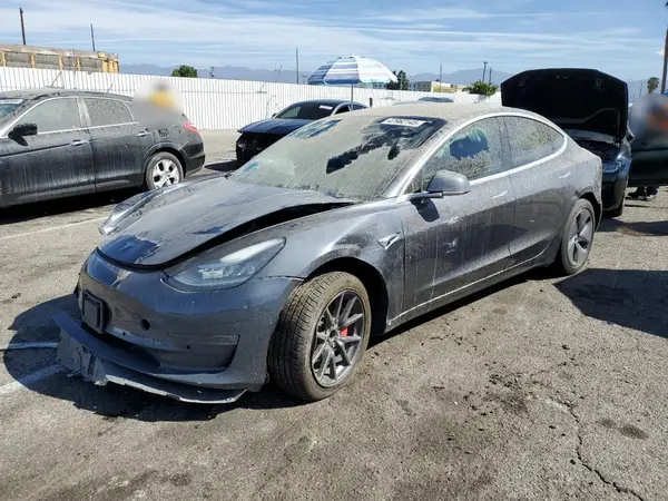 5YJ3E1EA0JF039857 2018 TESLA MODEL 3 - Image 1