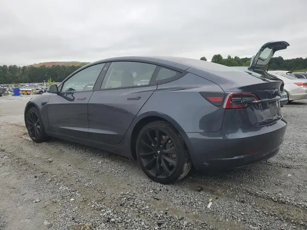 5YJ3E1EA0JF042404 2018 TESLA MODEL 3 - Image 2