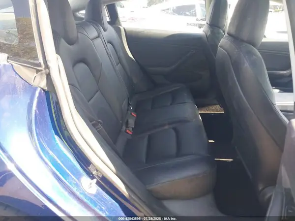 5YJ3E1EA0JF042709 2018 TESLA MODEL 3 - Image 8