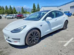 5YJ3E1EA0JF043634 2018 TESLA MODEL 3