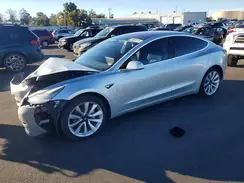 5YJ3E1EA0JF046582 2018 TESLA MODEL 3