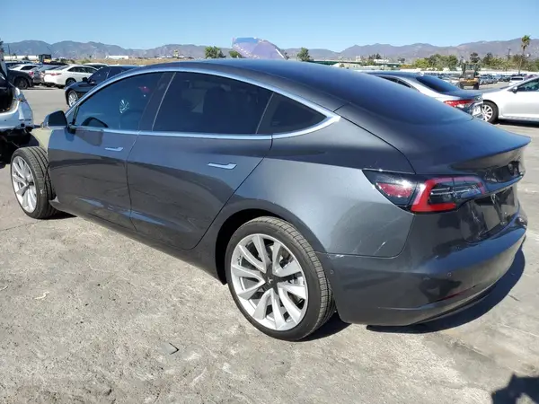 5YJ3E1EA0JF046923 2018 TESLA MODEL 3 - Image 2