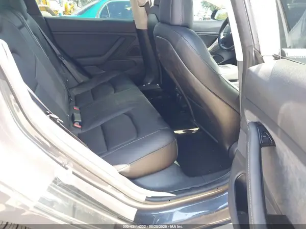 5YJ3E1EA0JF047747 2018 TESLA MODEL 3 - Image 8