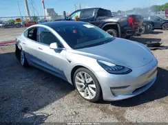 5YJ3E1EA0JF048610 2018 TESLA MODEL 3