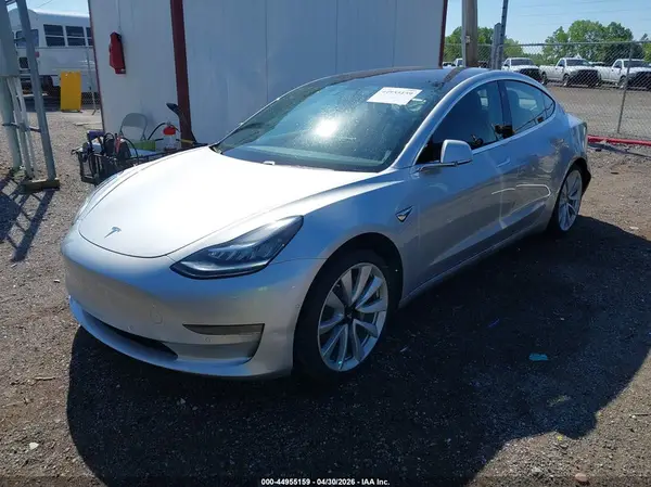 5YJ3E1EA0JF048610 2018 TESLA MODEL 3 - Image 2
