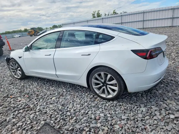5YJ3E1EA0JF050020 2018 TESLA MODEL 3 - Image 2