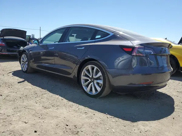 5YJ3E1EA0JF052740 2018 TESLA MODEL 3 - Image 2